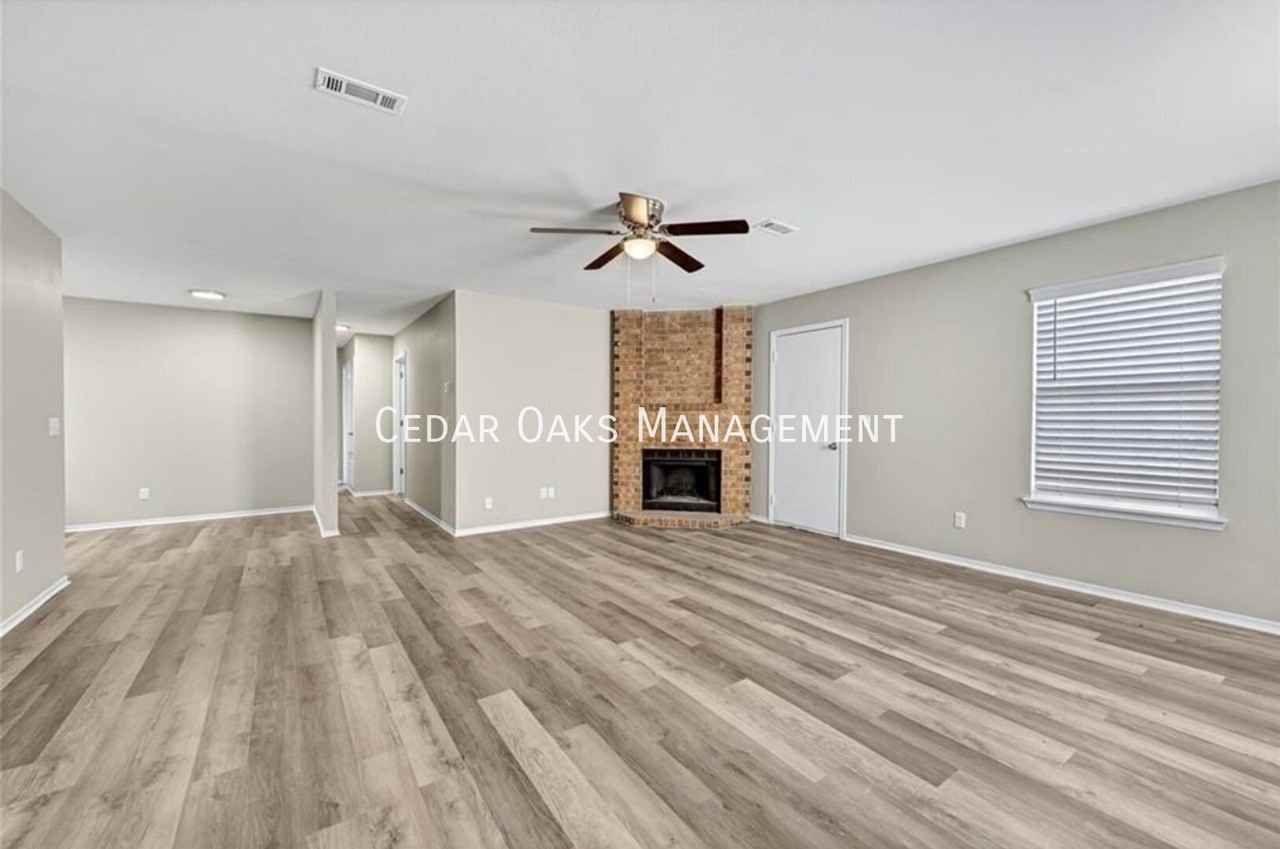4346 W Thrasher Dr - Photo 2 of 35