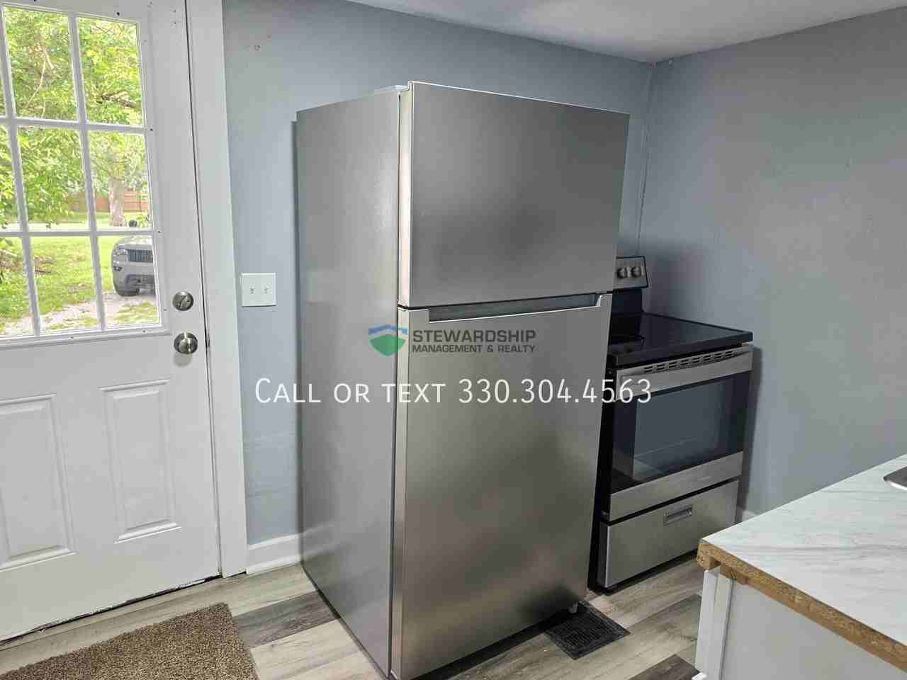 885 Wales Rd Ne #B