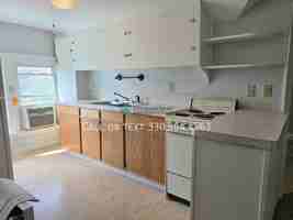 featured image of 535 W Maple St #3