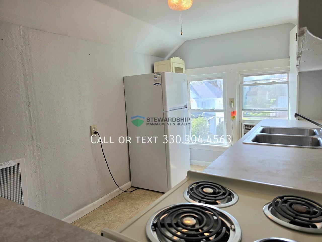 535 W Maple St #3 - Photo 2 of 13