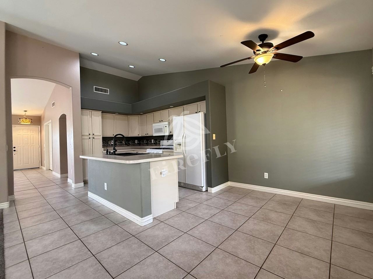 7924 East Onza Avenue - Photo 7 of 20