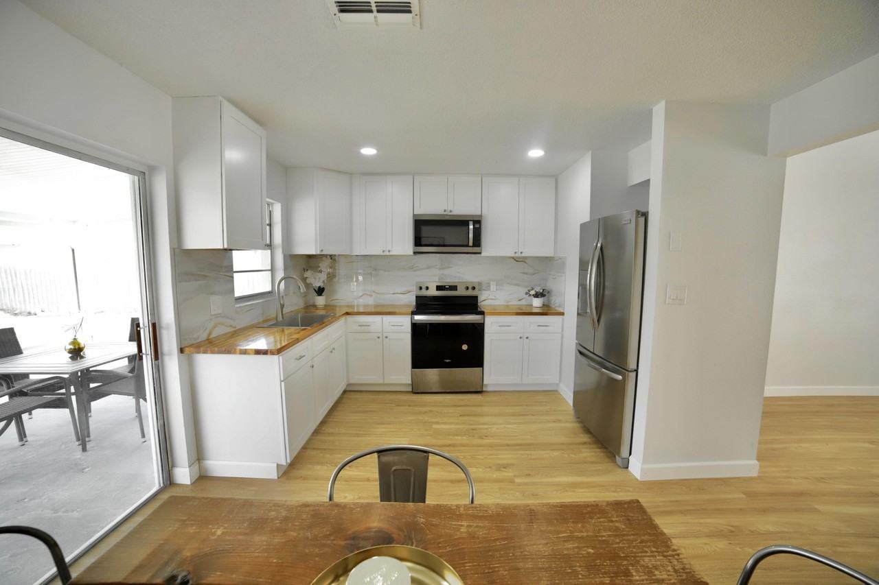 Citrus Dr - Photo 3 of 40