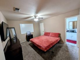 Oak Leaf Dr - Photo 1 of 1