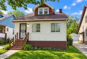 featured image of 11312 Clarebird Ave