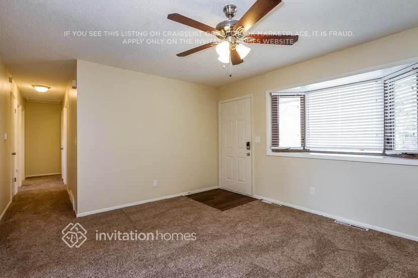 3249 Inspiration Dr - Photo 4 of 26