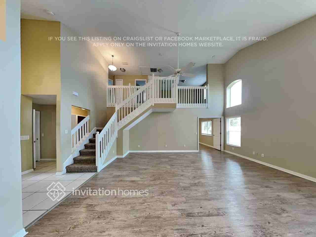 916 Cristelle Jean Dr - Photo 4 of 19