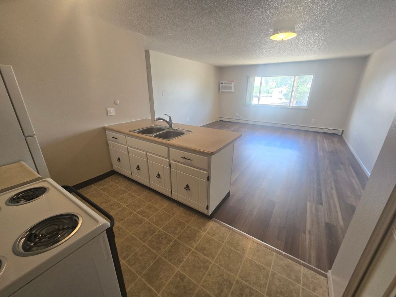 1691 Moore Ave #07 - Photo 2 of 17