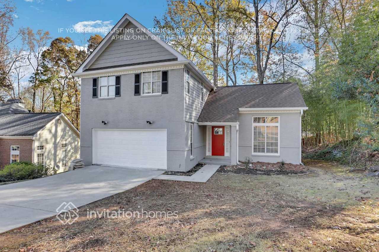 2771 Treehouse Ln - Photo 3 of 21