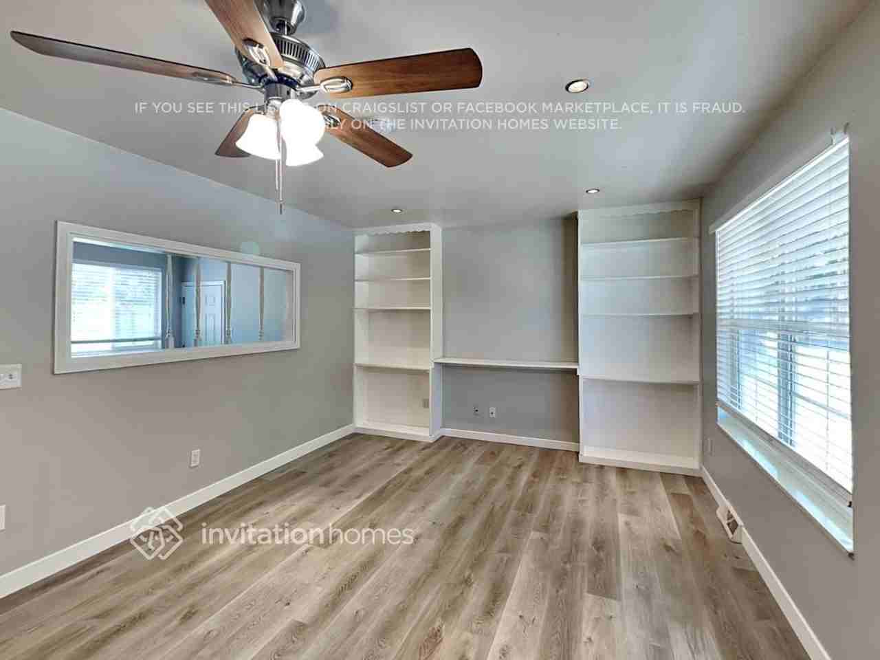 4325 S Eagle Cir - Photo 4 of 20