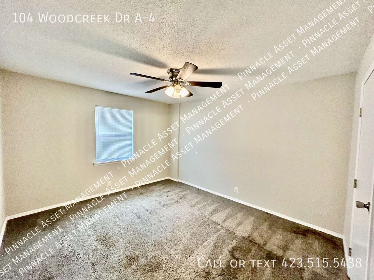 104 Woodcreek Dr - Photo 6 of 12