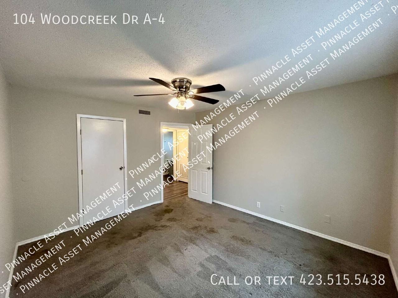 104 Woodcreek Dr - Photo 7 of 12