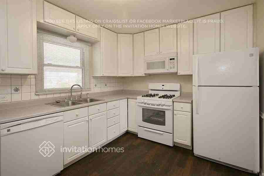 1740 W Crestline Dr - Photo 5 of 17