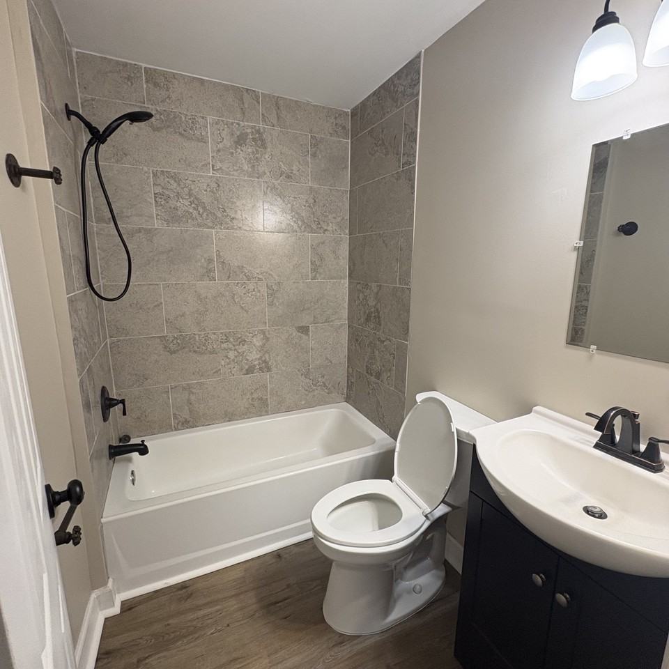 4202 Whitlock St - Photo 3 of 12