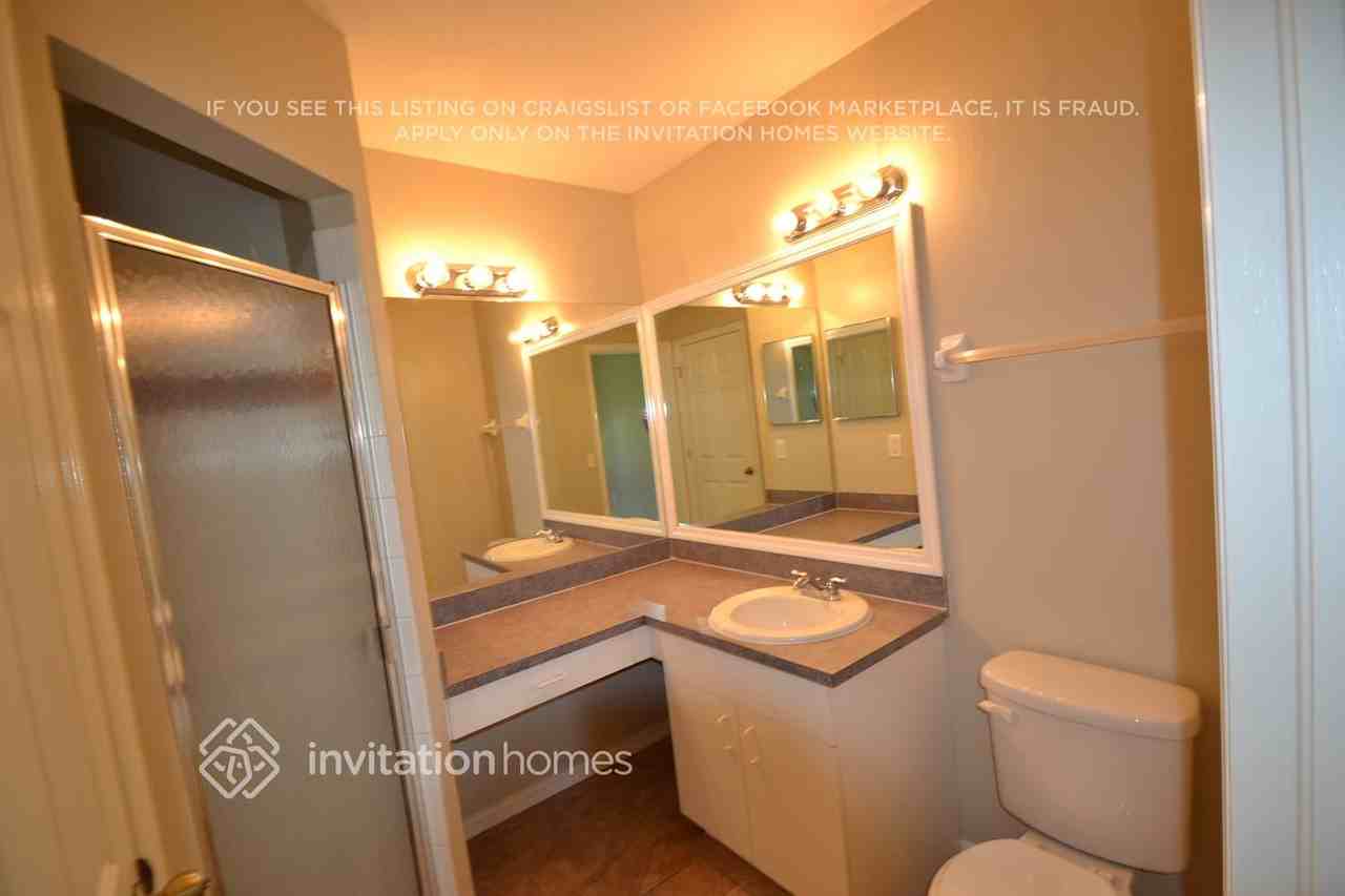3503 Sw 12th Ave - Photo 7 of 9