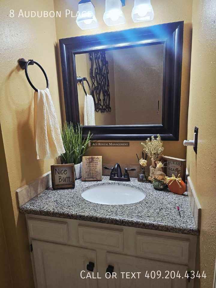 8 Audubon Pl - Photo 7 of 18