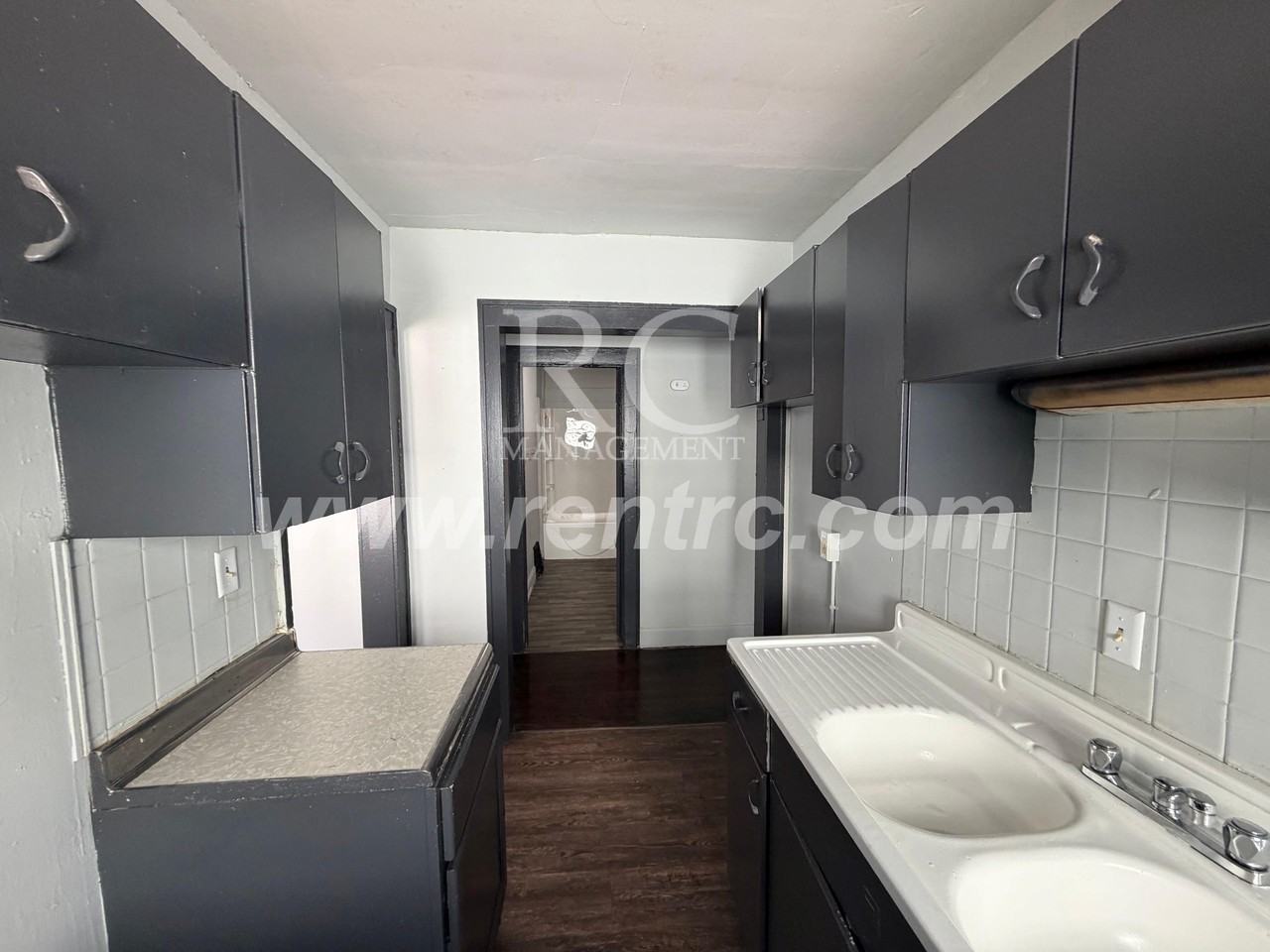26 Delaware Ave - Photo 3 of 12