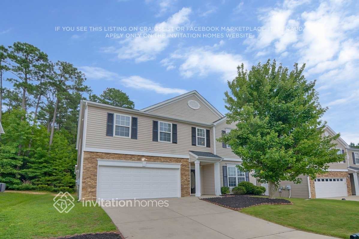 2349 Lazy River Dr - Photo 3 of 34
