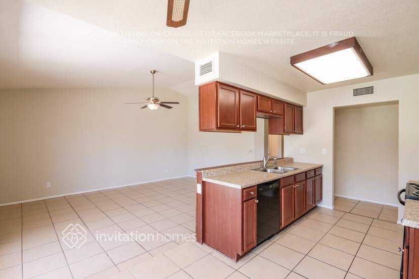 3943 W Windrose Dr - Photo 6 of 22
