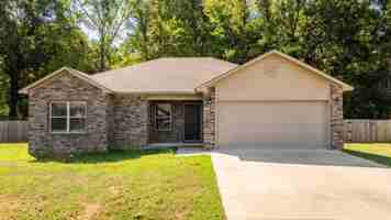featured image of 18 Lilly Ann Ct
