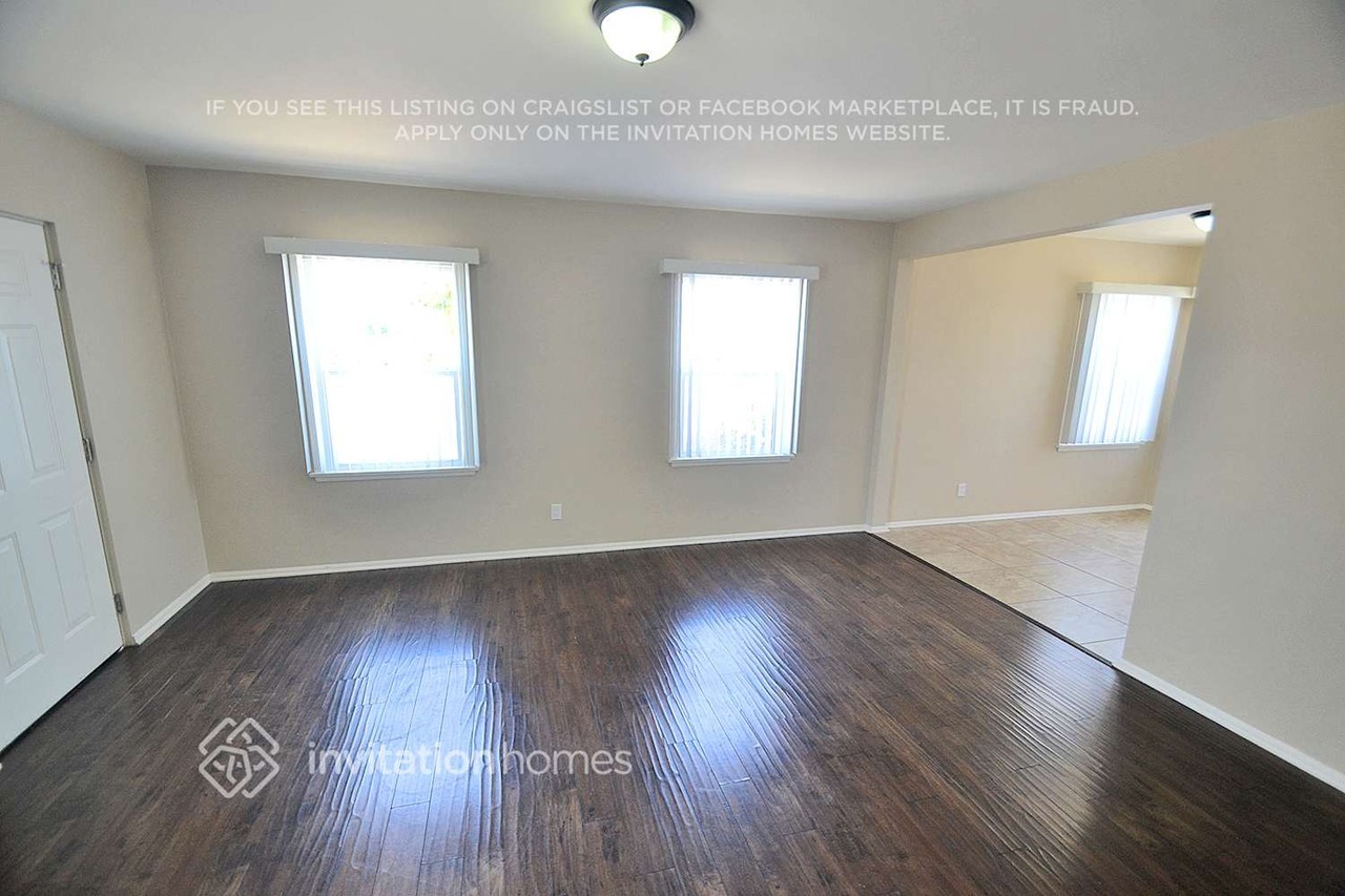 1953 W 149th St - Photo 2 of 10