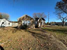 featured image of 4221 Jenny Lind Rd