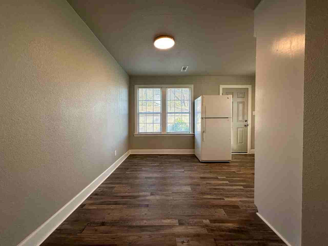 4221 Jenny Lind Rd - Photo 5 of 17