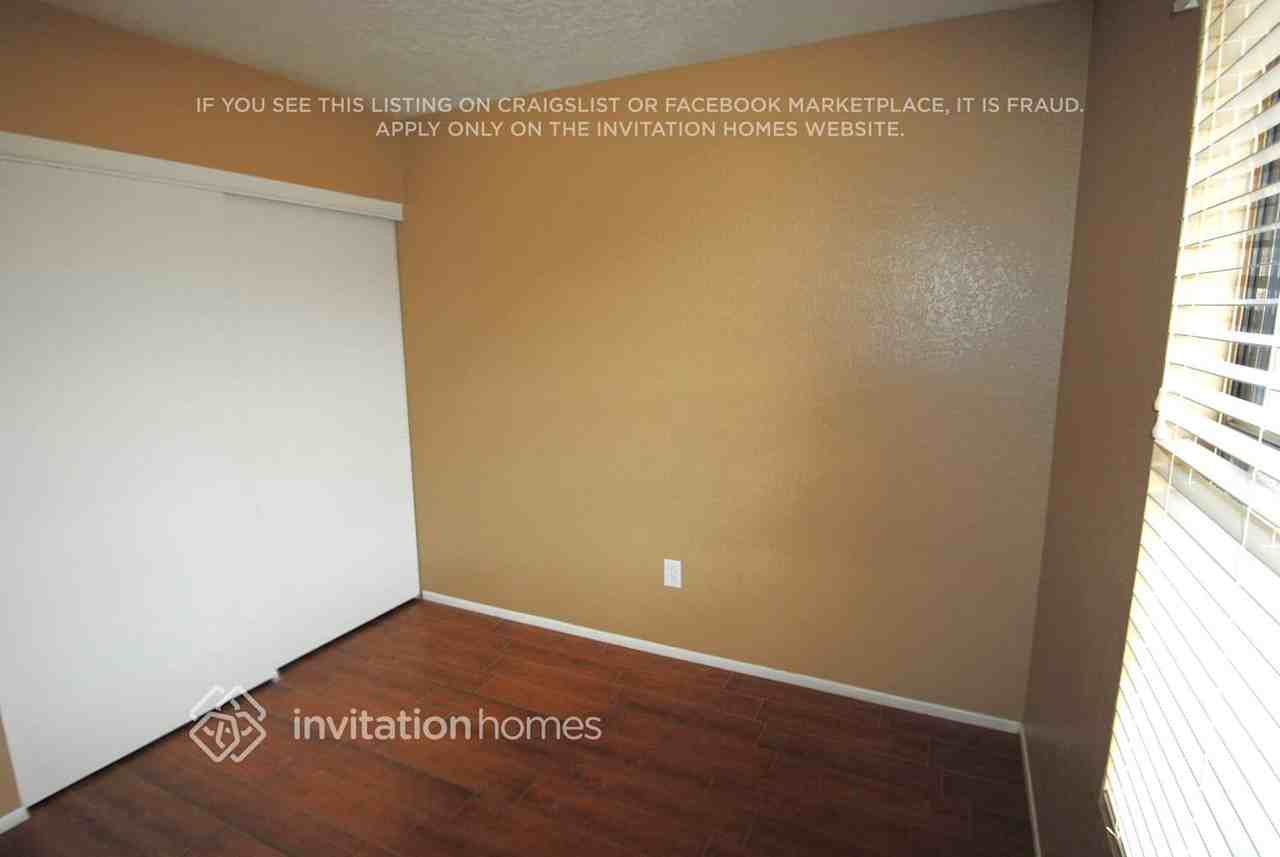 6420 W Monterey St - Photo 4 of 7