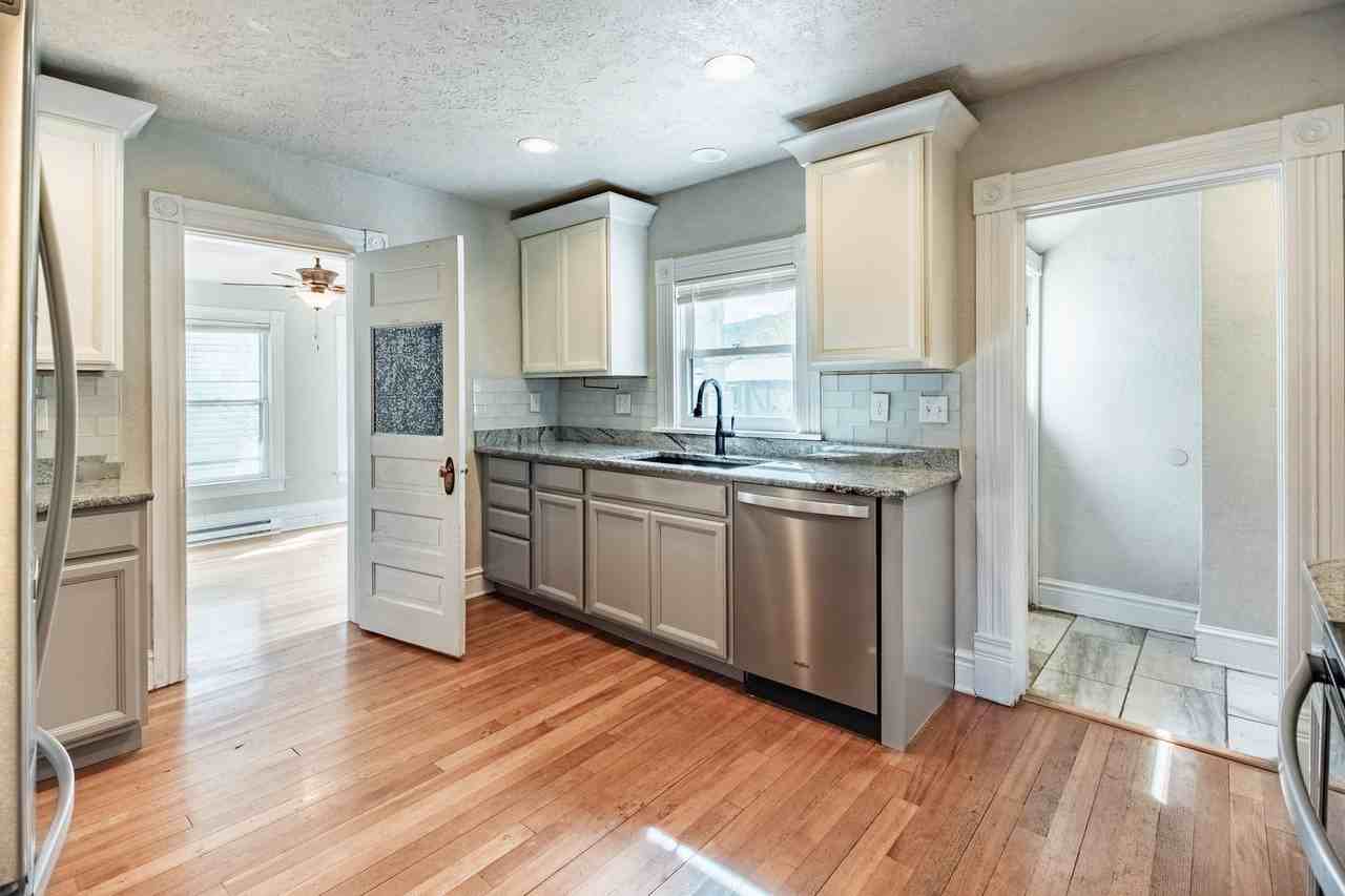 28 N 7th St - Photo 5 of 34
