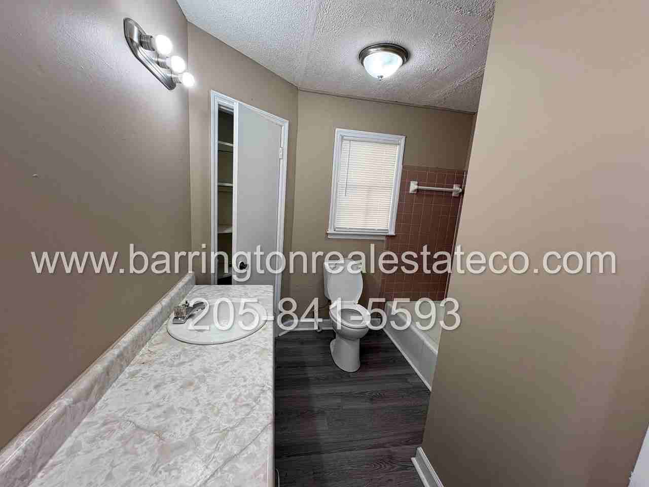 1012 Birmingham St - Photo 4 of 5