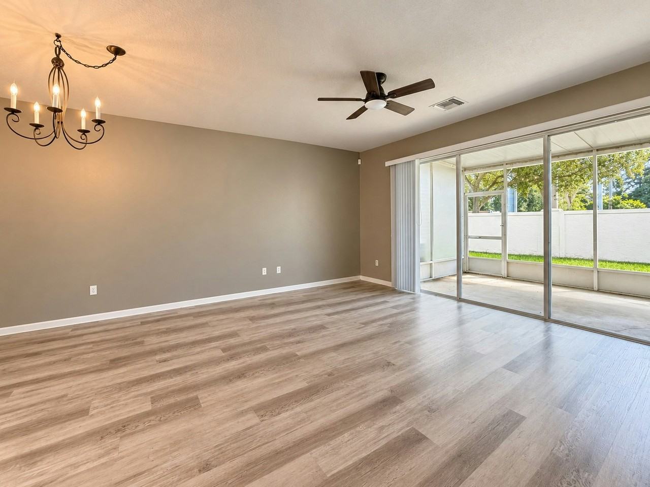 5032 Pond Ridge Drive - Photo 7 of 14