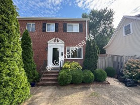 18 1/2 W Wyatt Ave - Photo 1 of 1