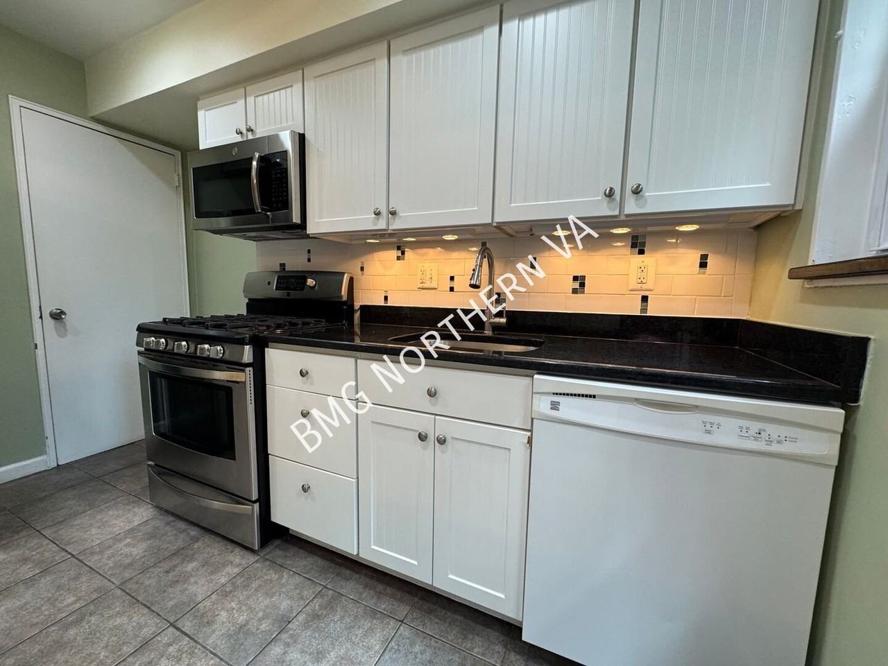 18 1/2 W Wyatt Ave - Photo 7 of 25