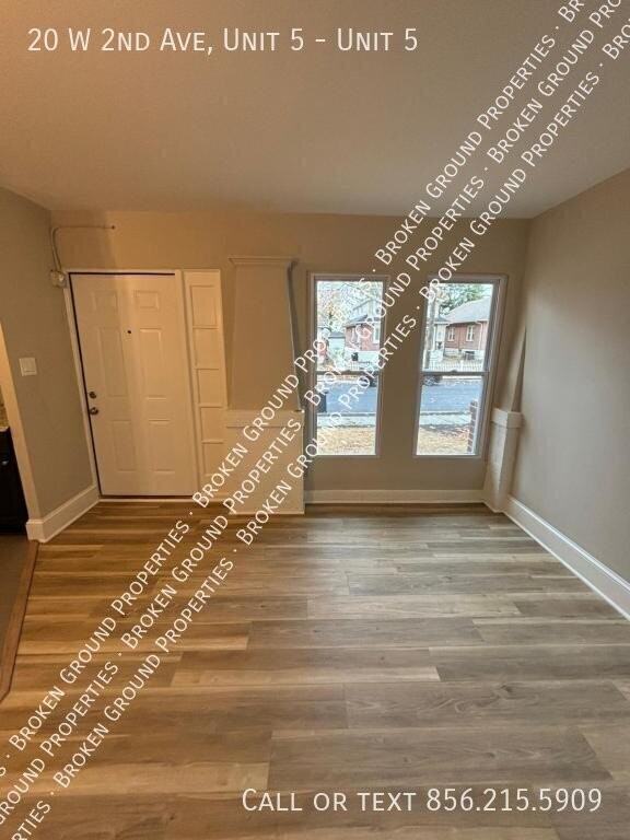 20 W 2nd Ave #5 - Photo 4 of 11