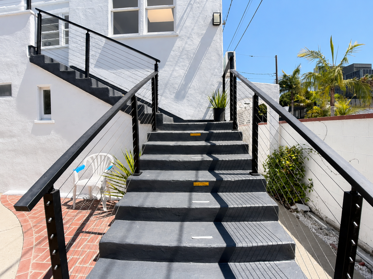 1147 24th Street, Unit A - Photo 7 of 38