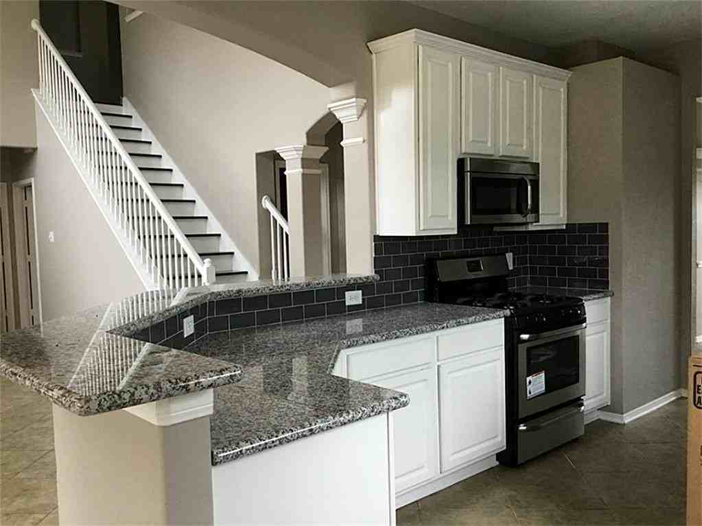22931 Palm Trail Dr #1 - Photo 2 of 24