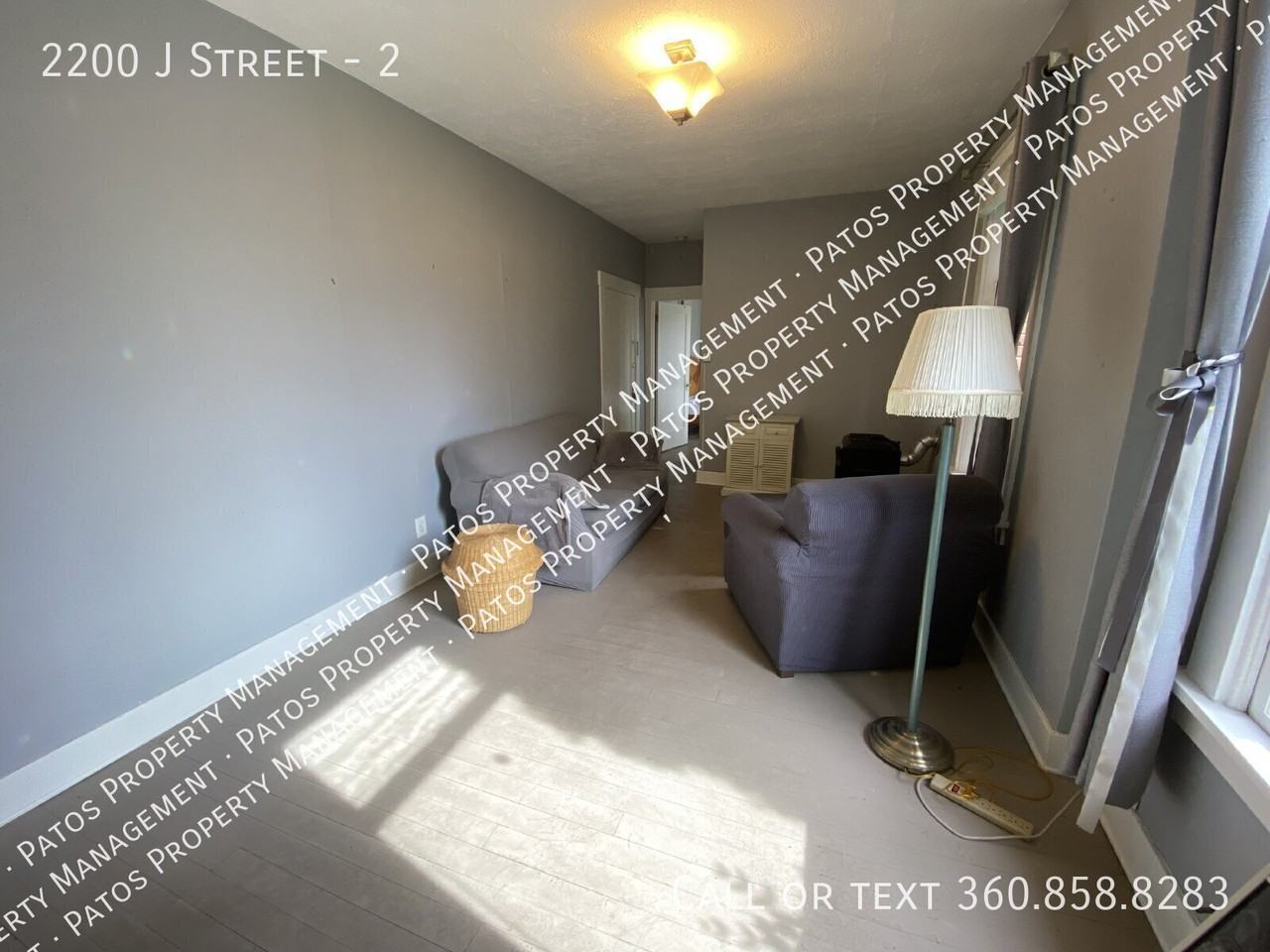 2200 J St #2 - Photo 4 of 17