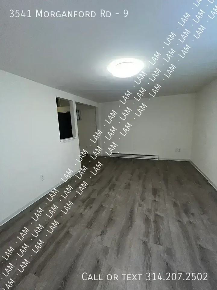 3541 Morganford Rd #9 - Photo 7 of 8