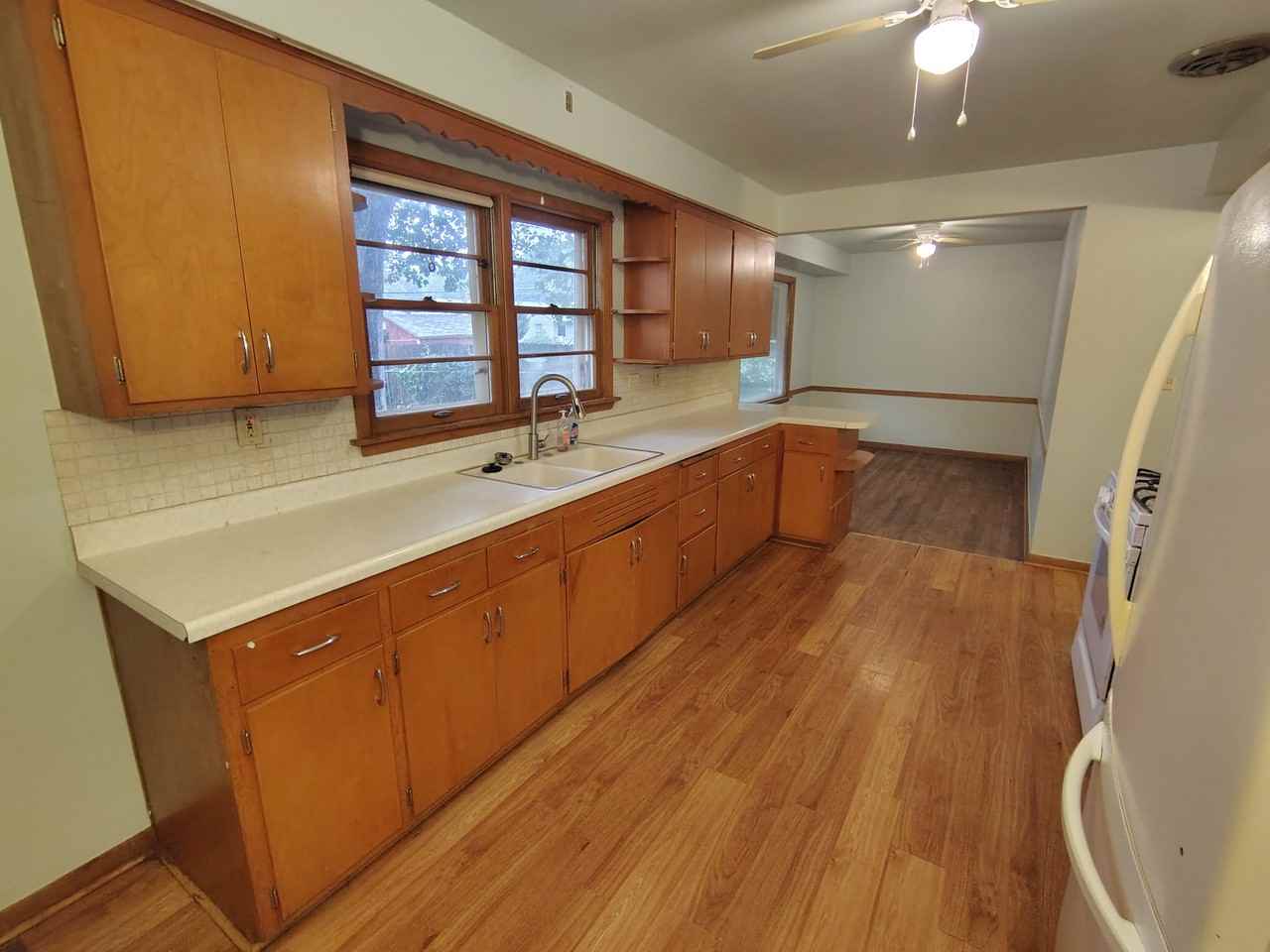 2021 24th St - Photo 3 of 9