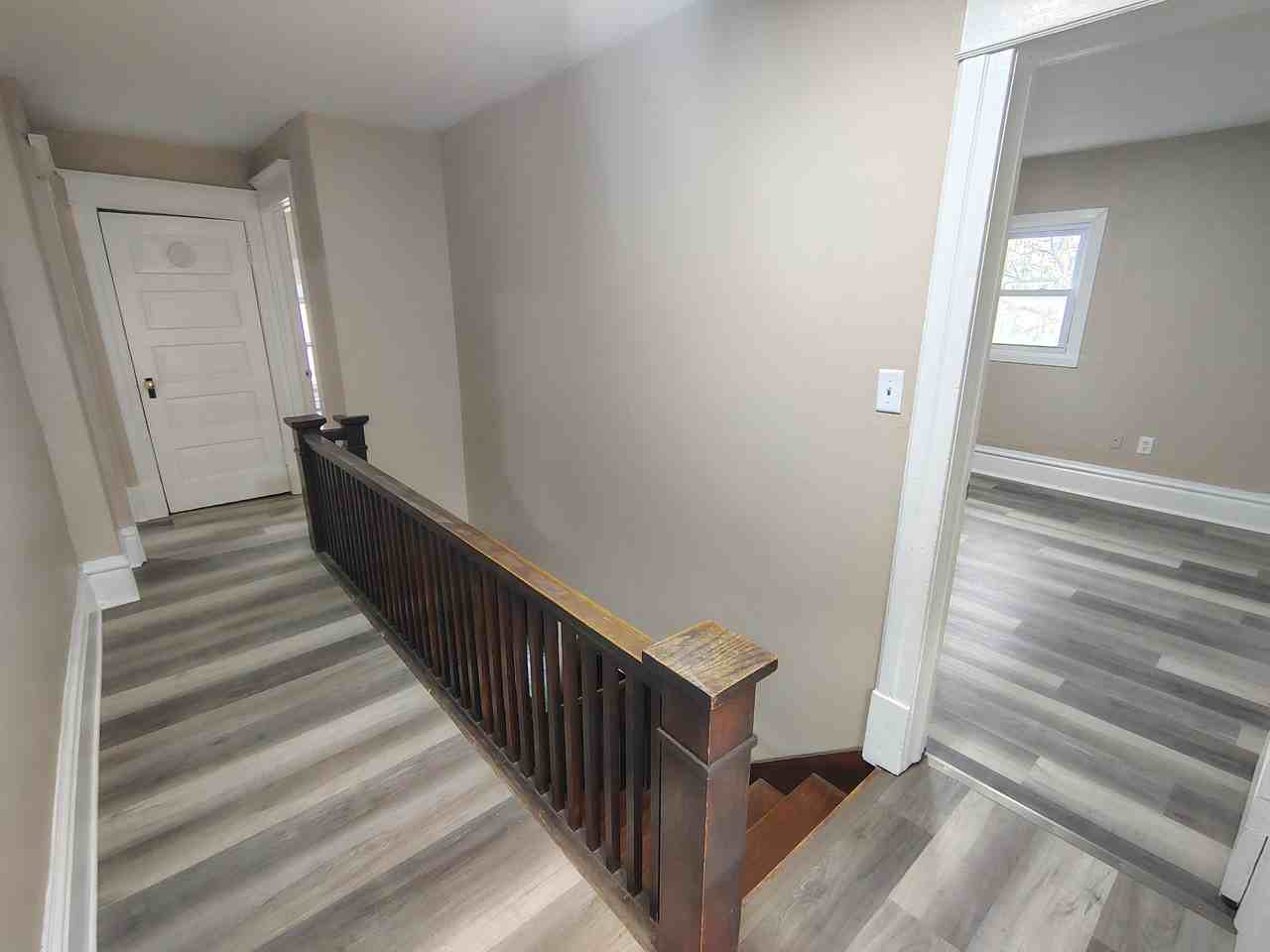 1208 Revell Ave - Photo 5 of 7