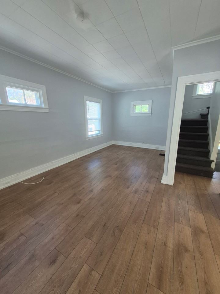 692 Chili Ave - Photo 3 of 17