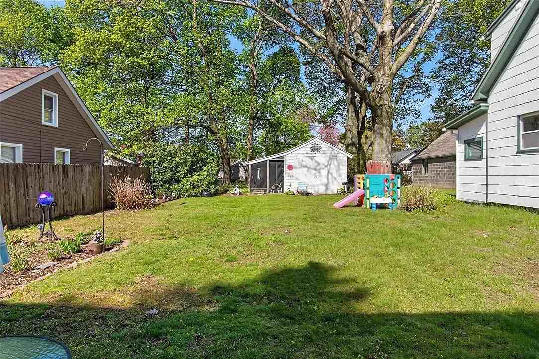 62 Clearview Rd - Photo 3 of 14