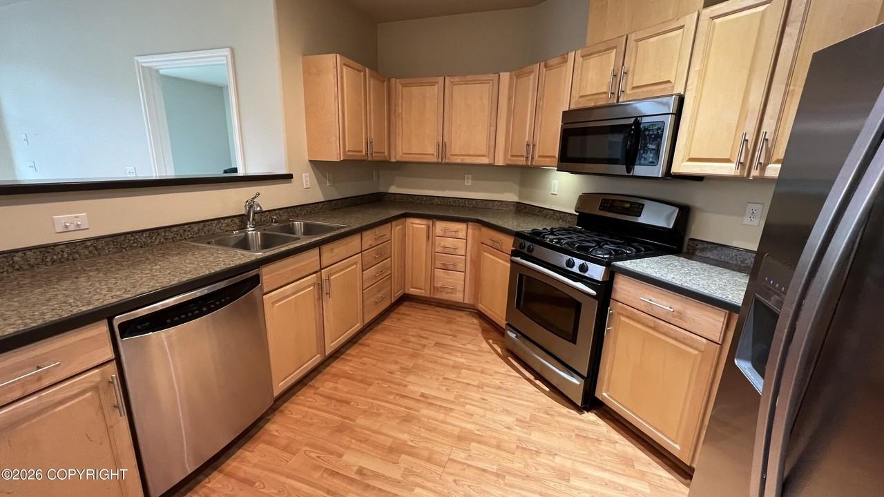 222 E 7th Ave #102 - Photo 4 of 21