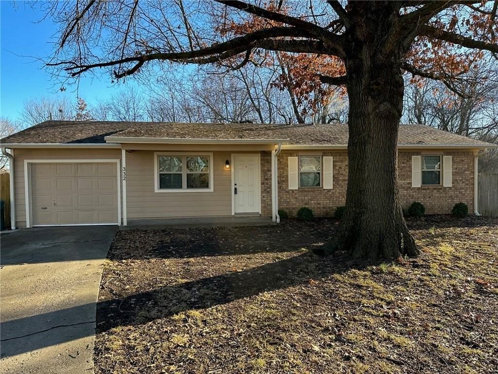 332 W Nightingale Cir - Photo 2 of 14