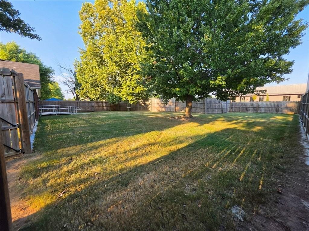 809 Kinkade Pl #A - Photo 5 of 25
