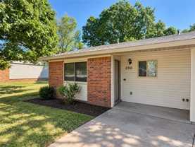 2310 N Raven Ln - Photo 1 of 1