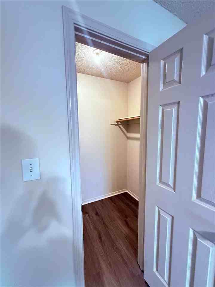 2310 N Raven Ln - Photo 7 of 13