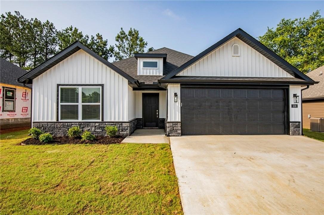 508 E Osage Trce
