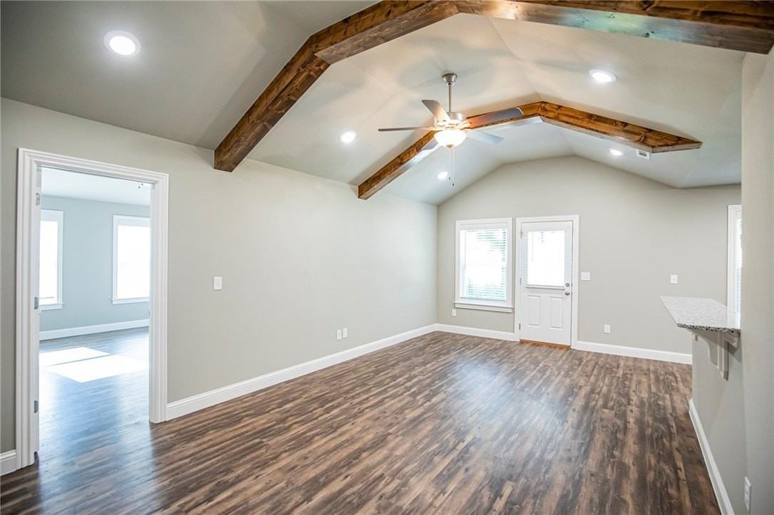 508 E Osage Trce - Photo 2 of 20