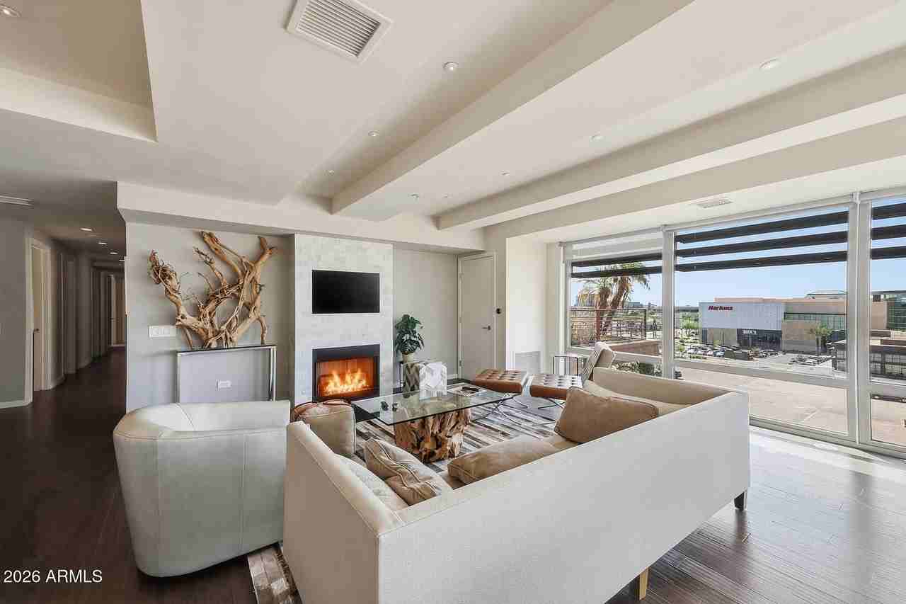7157 E Rancho Vista Dr #6003