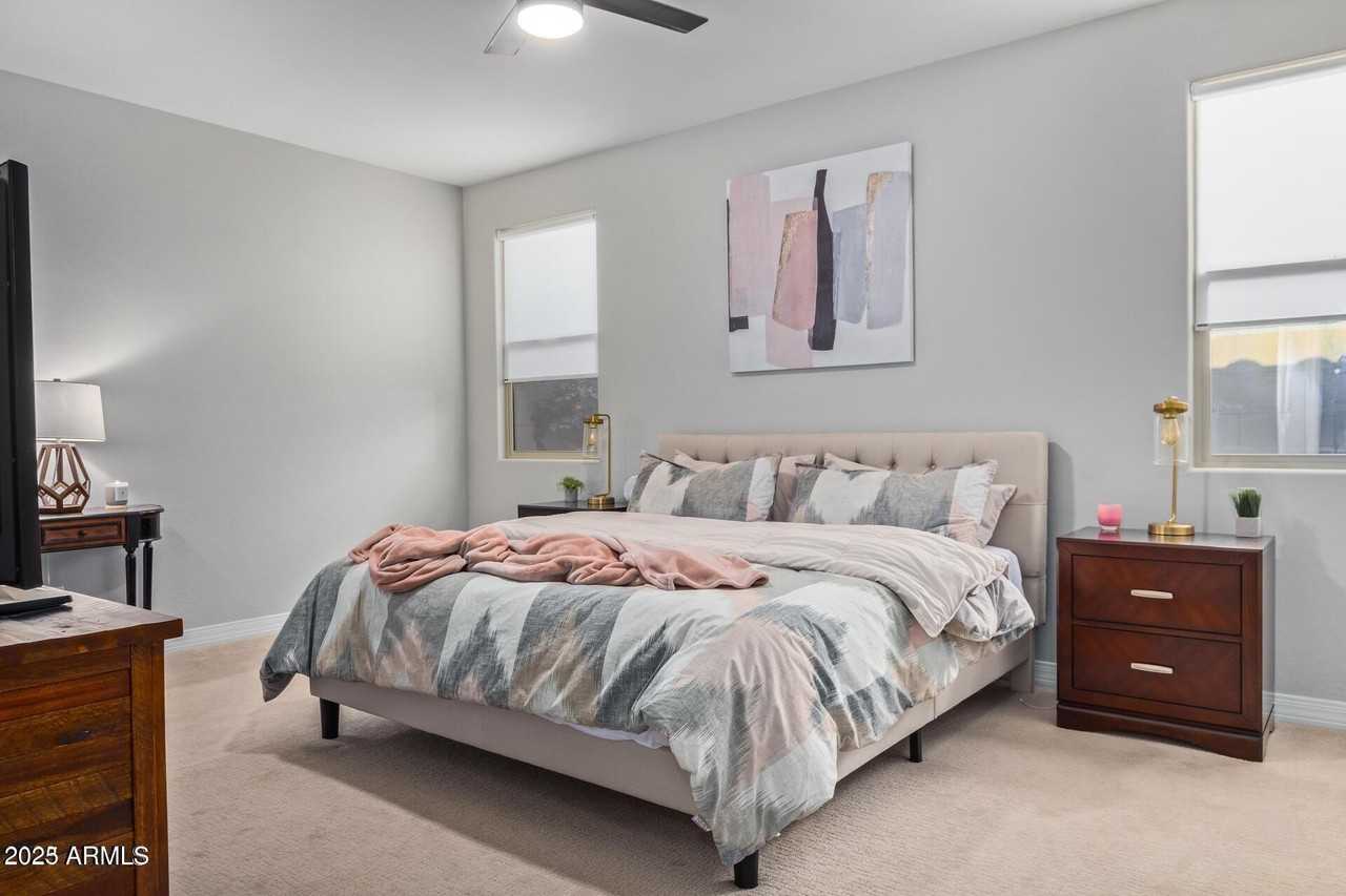 16611 W Sierra St - Photo 6 of 38